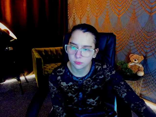 Livia-Shy live cam on BongaCams