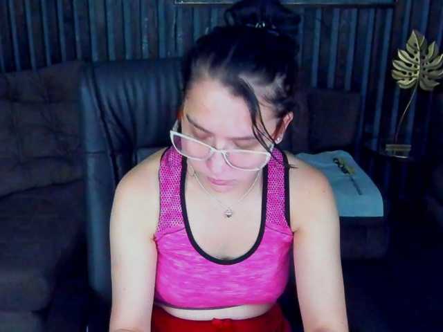 Livia-Shy live cam on BongaCams