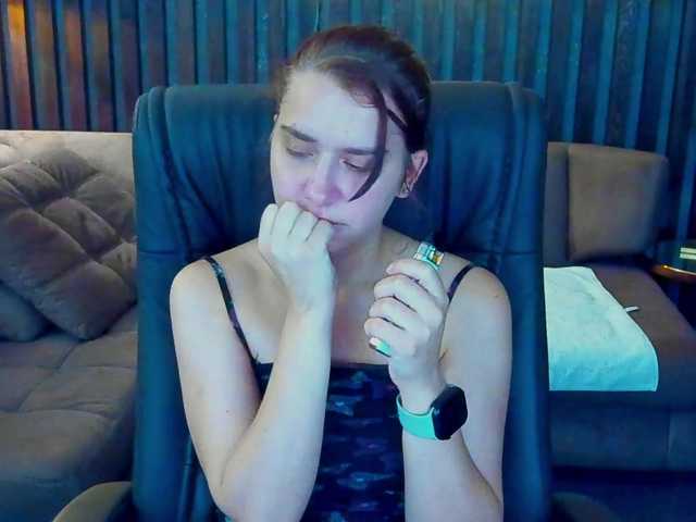 Livia-Shy live cam on BongaCams