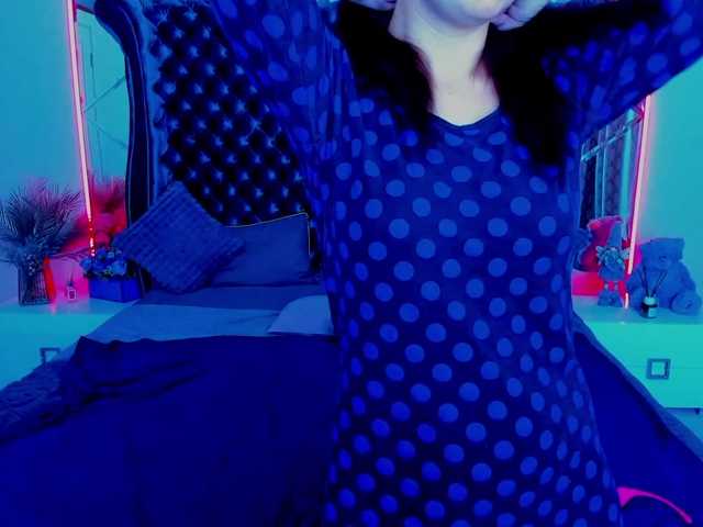 Livia-Shy live cam on BongaCams