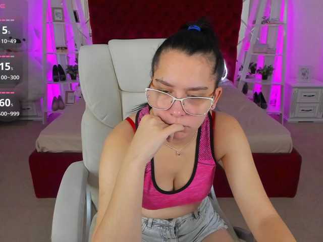 Livia-Shy live cam on BongaCams
