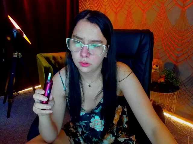 Livia-Shy live cam on BongaCams