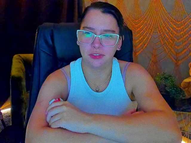 Livia-Shy