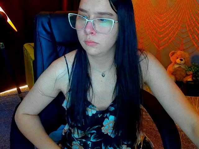 Livia-Shy live cam on BongaCams