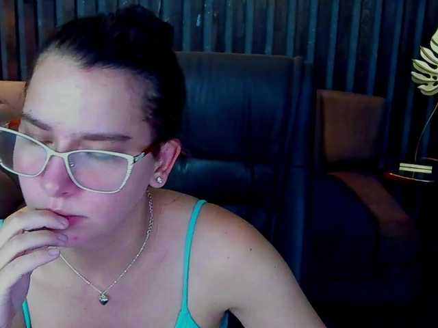 Livia-Shy live cam on BongaCams