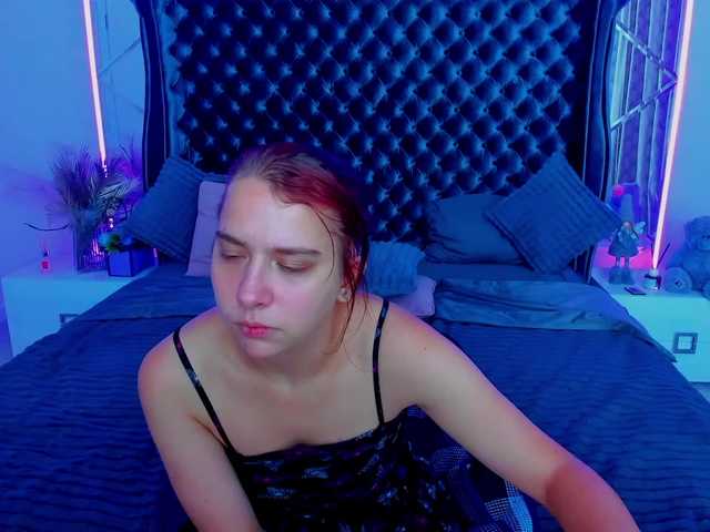 Livia-Shy live cam on BongaCams