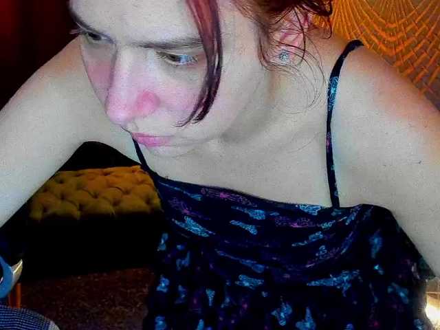Livia-Shy live cam on BongaCams