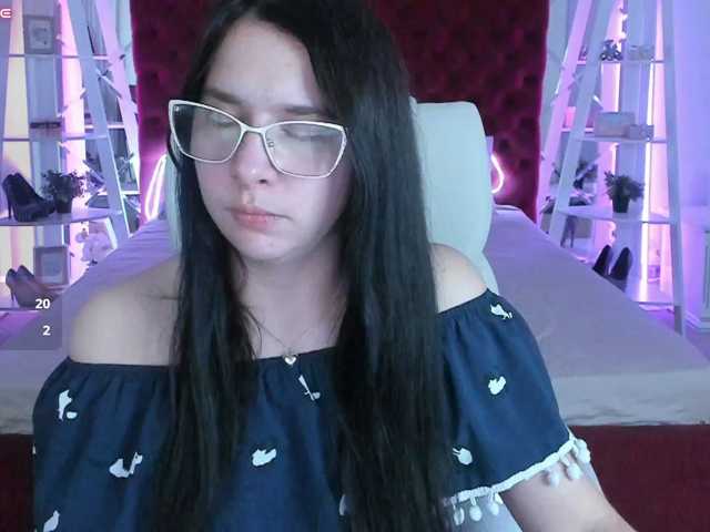 Livia-Shy live cam on BongaCams