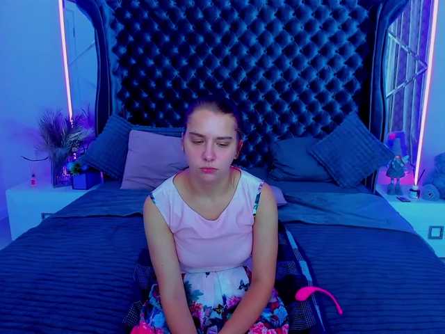 Livia-Shy live cam on BongaCams