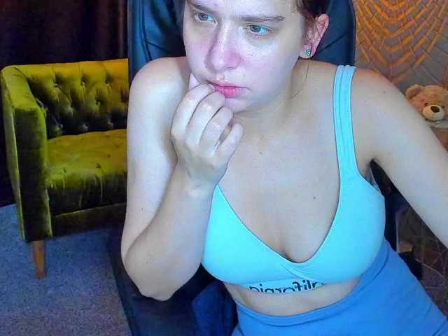 Livia-Shy