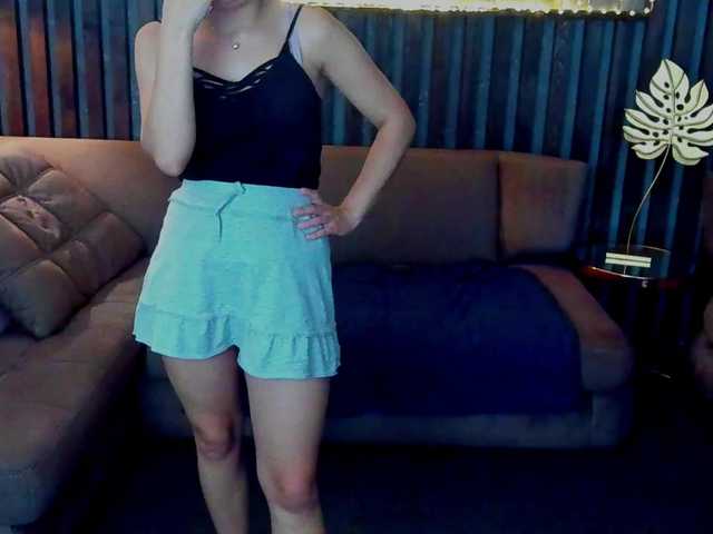 Livia-Shy live cam on BongaCams