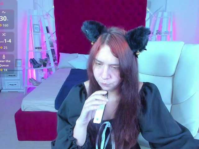 Livia-Shy live cam on BongaCams