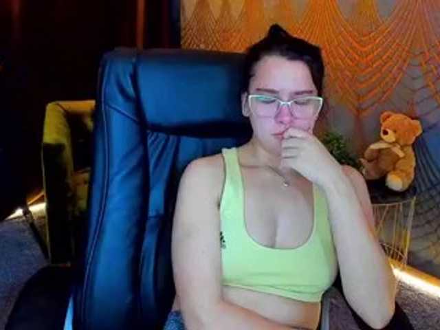 Livia-Shy