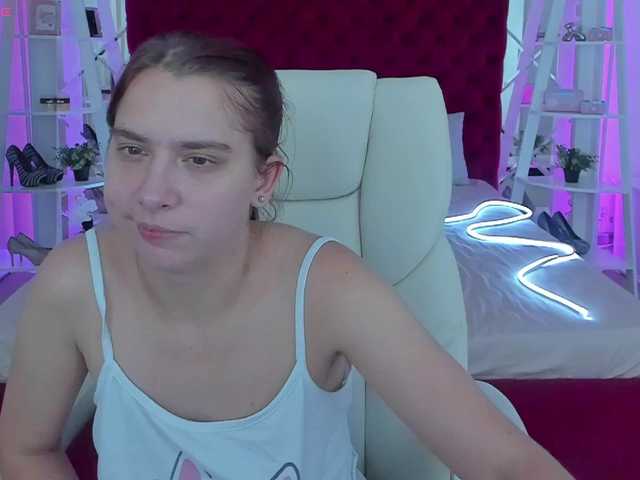 Livia-Shy live cam on BongaCams
