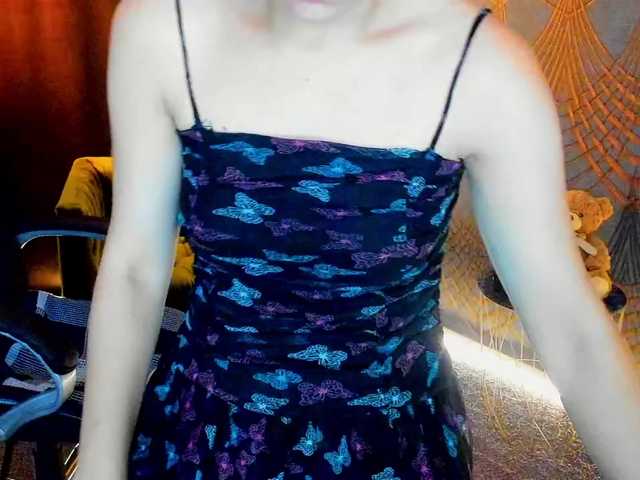 Livia-Shy live cam on BongaCams
