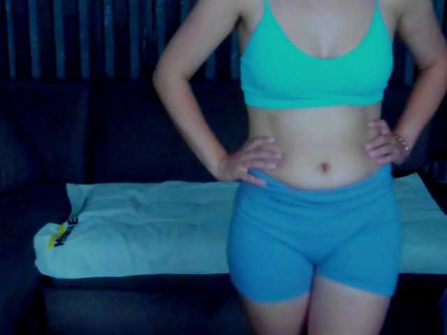 Livia-Shy live cam on BongaCams