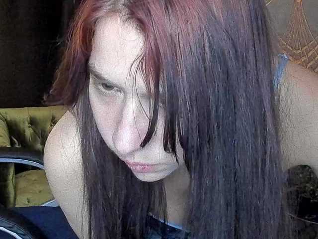 Livia-Shy live cam on BongaCams