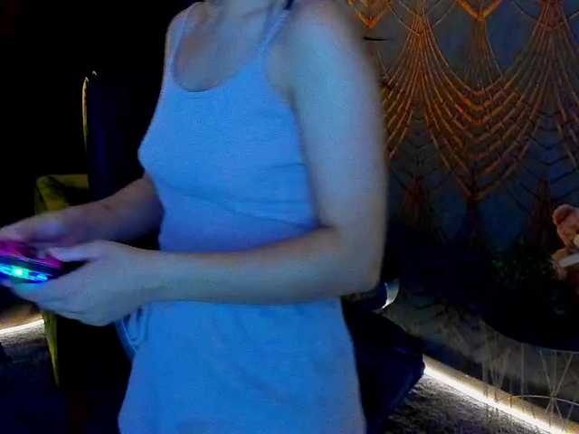 Livia-Shy
