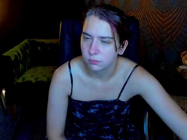 Livia-Shy live cam on BongaCams