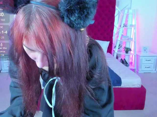 Livia-Shy live cam on BongaCams