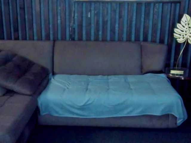 Livia-Shy live cam on BongaCams