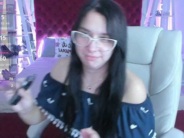 Livia-Shy live cam on BongaCams
