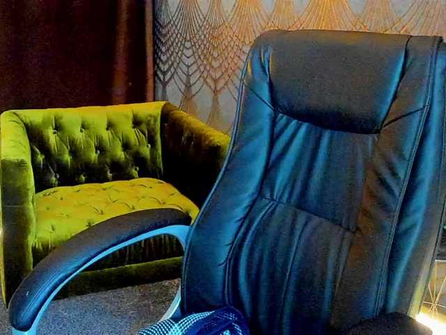 Livia-Shy live cam on BongaCams