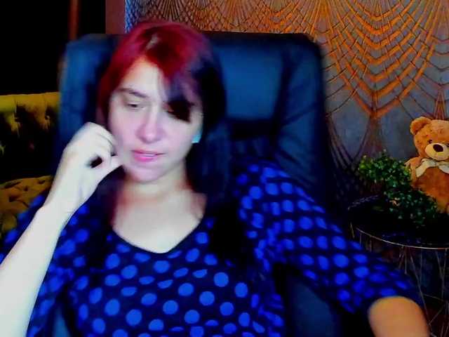 Livia-Shy live cam on BongaCams