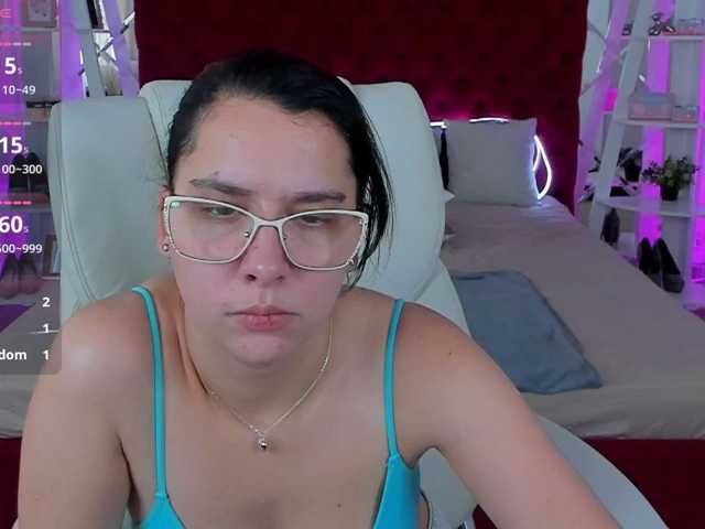 Livia-Shy live cam on BongaCams