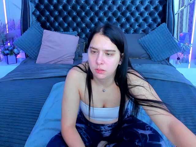 Livia-Shy live cam on BongaCams