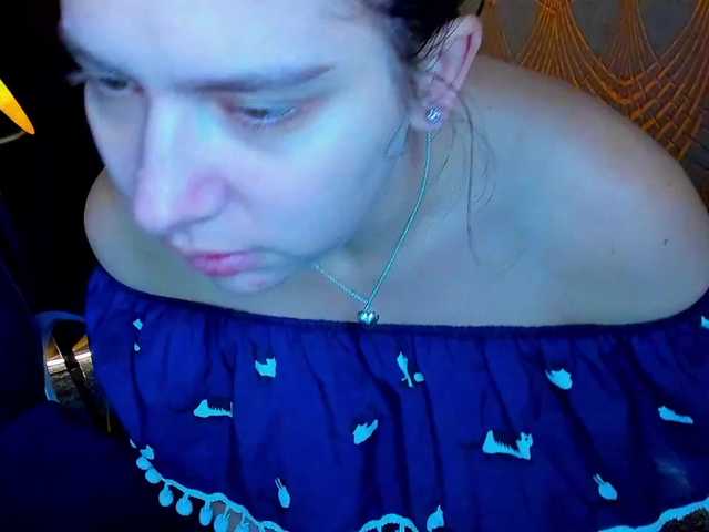 Livia-Shy — live female cam