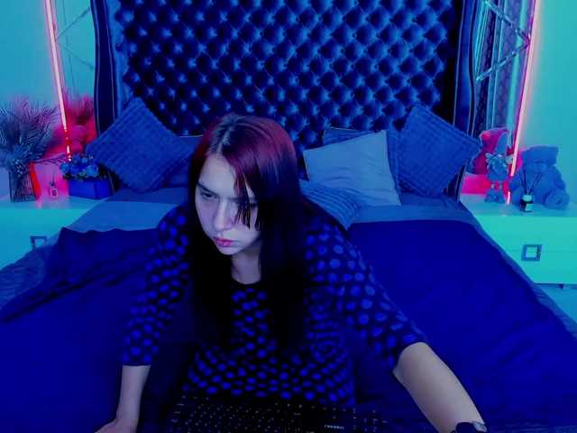 Livia-Shy live cam on BongaCams