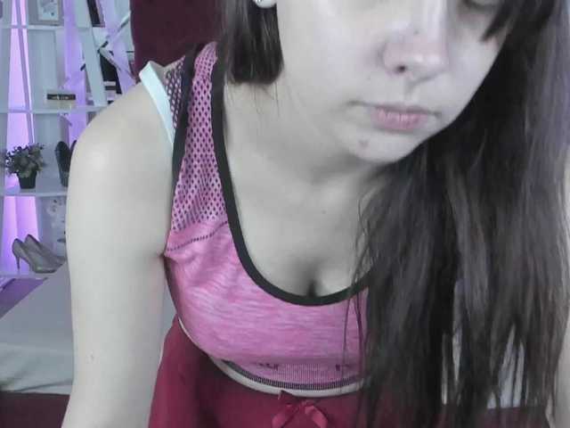 Livia-Shy live cam on BongaCams