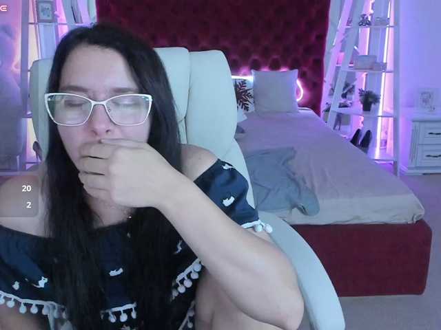 Livia-Shy live cam on BongaCams