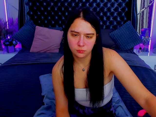 Livia-Shy live cam on BongaCams