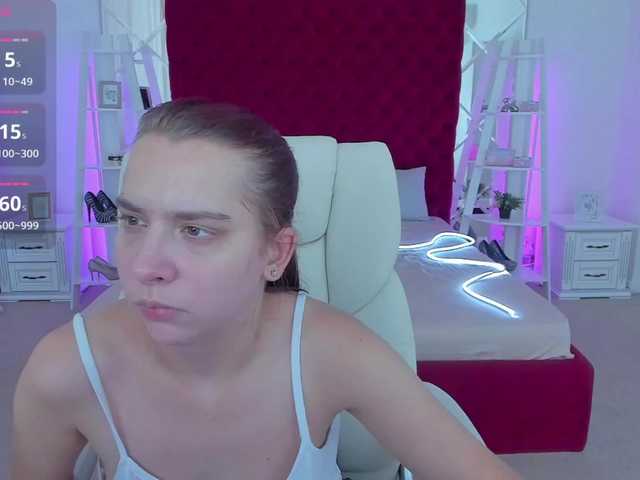 Livia-Shy live cam on BongaCams