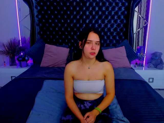 Livia-Shy live cam on BongaCams