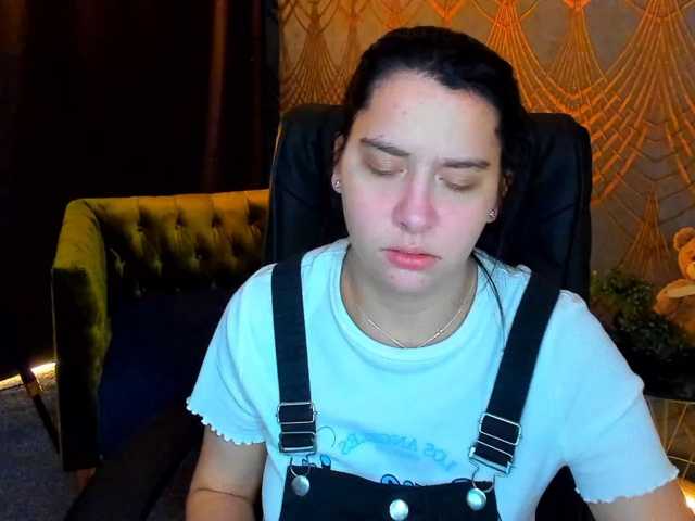 Livia-Shy