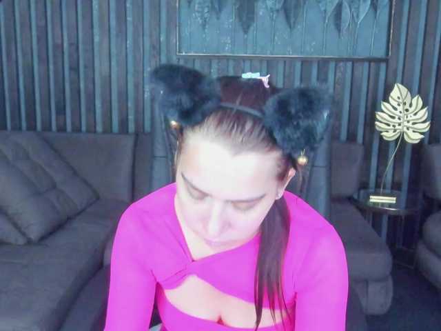 Livia-Shy live cam on BongaCams