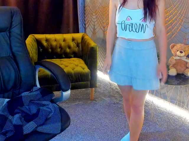 Livia-Shy