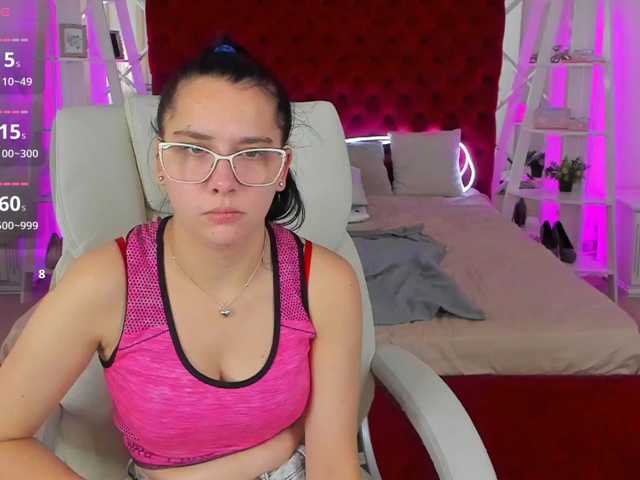 Livia-Shy live cam on BongaCams