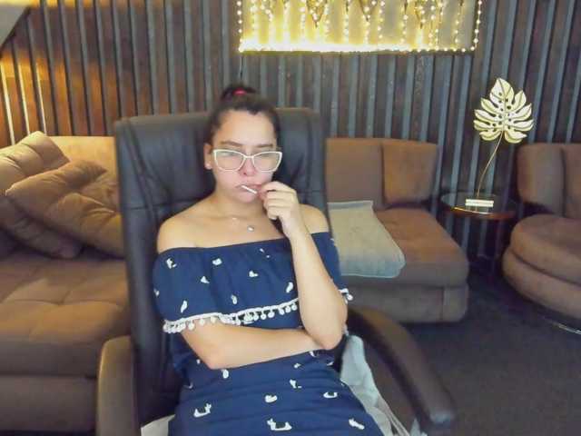 Livia-Shy live cam on BongaCams