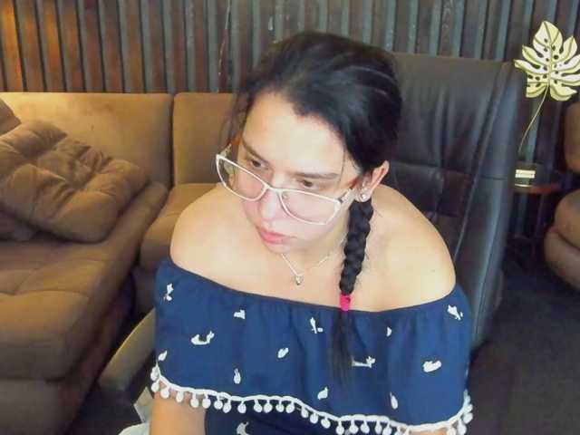 Livia-Shy live cam on BongaCams