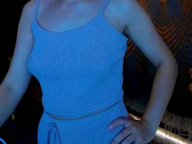 Livia-Shy