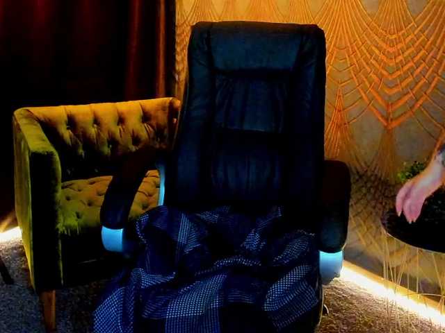 Livia-Shy live cam on BongaCams
