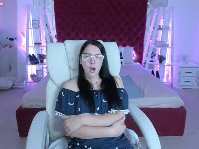 Livia-Shy live cam on BongaCams