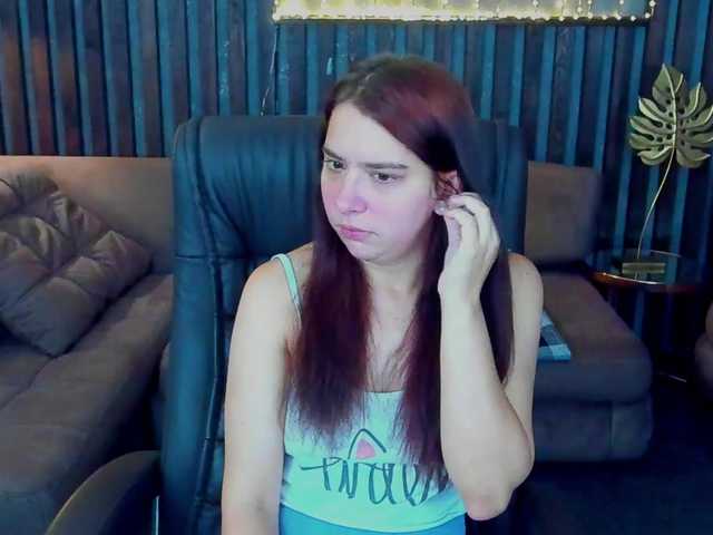 Livia-Shy live cam on BongaCams