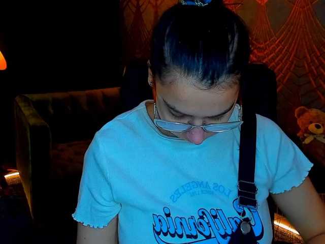 Livia-Shy live cam on BongaCams