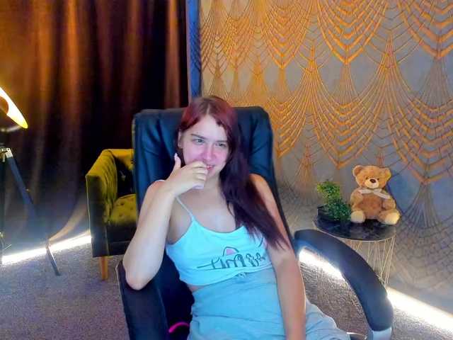 Livia-Shy