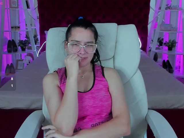 Livia-Shy live cam on BongaCams